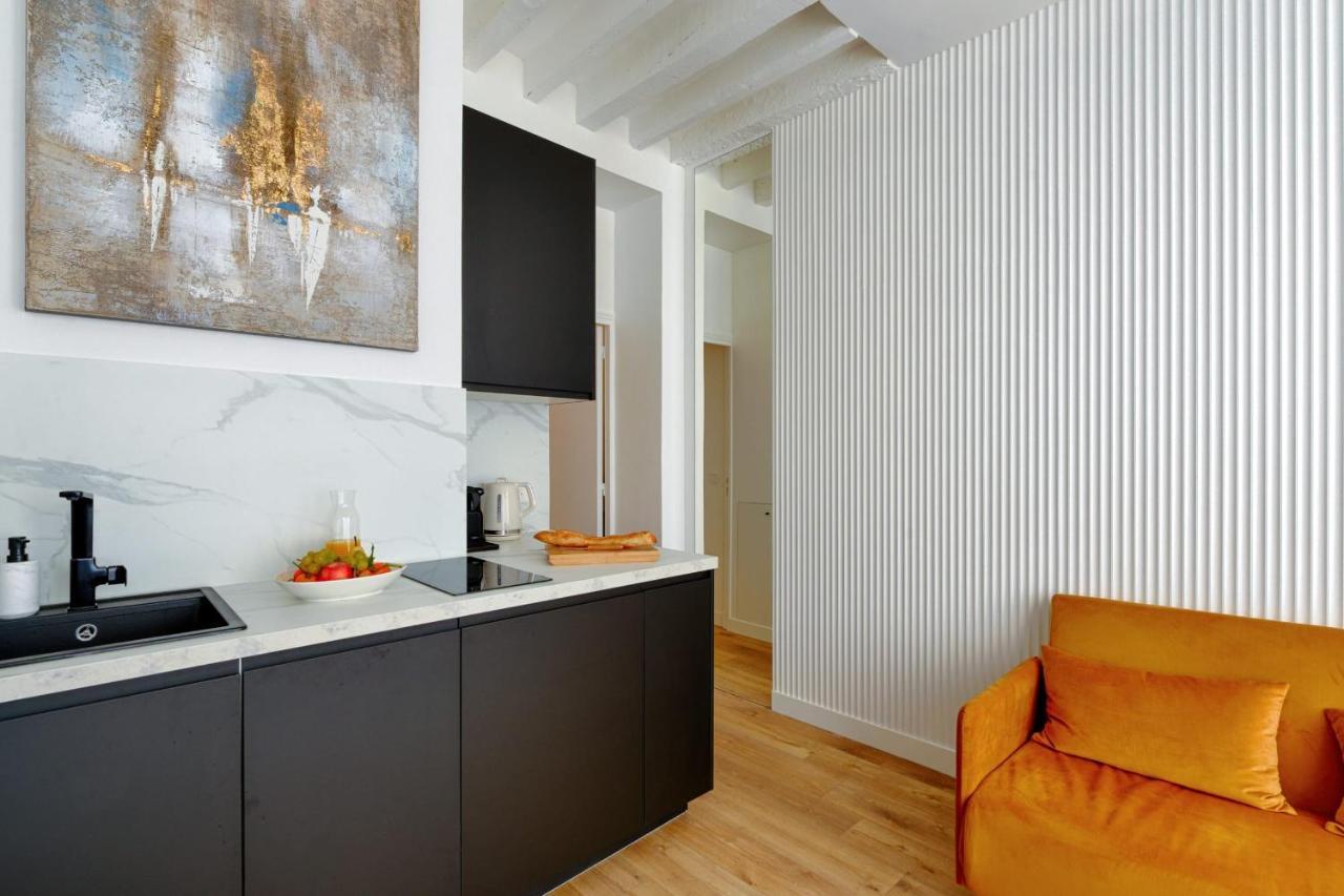 Appartement Design Ile St Louis - Welkeys Paris Eksteriør billede