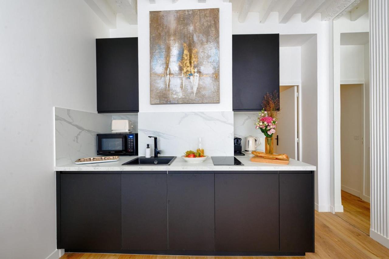 Appartement Design Ile St Louis - Welkeys Paris Eksteriør billede